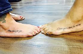 These two ladies are gorgeous. 66 Mother Daughter Tattoos That Show Their Unbreakable Bond Bored Panda