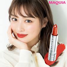 モテ美肌に即変 イエベ肌はトマトレッドのリップで瞬時にトーンアップ マキアオンライン maquia online 髪型 セミロング イエベ 赤メイク