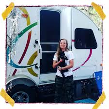 Art of Bluffton The human hand could hardly paint a finer