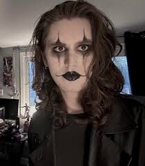 Girlfriend and I went as our versions of The Crow! : r/TheCrow