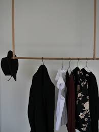 Diy For Home Hangende Garderobe Mit Lederriemen Hanging Clothing Rack With Leather Straps Garderobe Diy Leder Hangende Kleidung