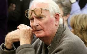 Charles Farr's Instagram, Twitter & Facebook