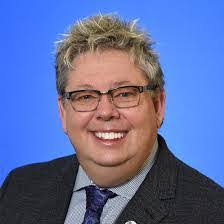 Royce Pearson's Instagram, Twitter & Facebook