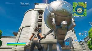 Its Kind Of Interesting How The Statue Outside And Inside Of Agency Looks Like Aqua Man Sort Of Fortnitebr