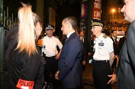 Sécurité didier lallement, le préfet de police de paris dans la tourmente. Republique Gerald Darmanin Renouvelle Sa Confiance Au Prefet De Police De Paris Didier Lallement Actu Paris