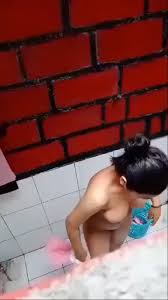 Ngintip tetangga - video 2 - ThisVid.com
