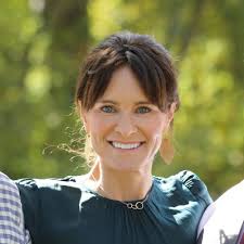 Peter Sztehno and Scott Romenesko have been named regional sales directors. 