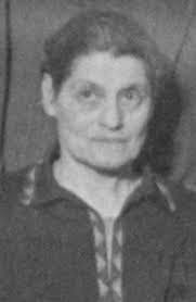 Rosa Springer's Instagram, Twitter & Facebook