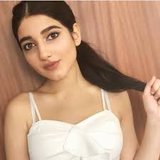 نارين بيوتي Stylish Girl Pic Beautiful Indian Actress Dubai Bikini
