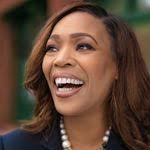 Mayra Dillard's Instagram, Twitter & Facebook