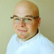 Daniel Breisch's Instagram, Twitter & Facebook