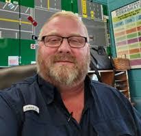 Michael Warman's Instagram, Twitter & Facebook