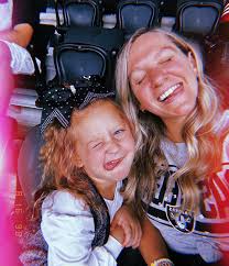 Chelsea Dean Huntsman