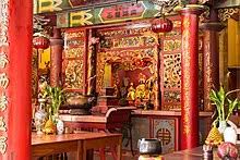 Sebahagian besar penganut buddha di negara ini berketurunan cina, maka aliran utama buddhisme banyak dipengaruhi oleh buddhisme dari sistem. Religion In Malaysia Wikipedia