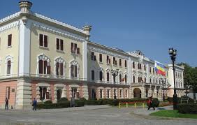 În incinta cetatii alba carolina din alba iulia. Muzeul NaÈ›ional Al Unirii Wikipedia