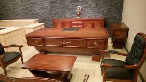 Venedik Ahsap Makam Masasi Yilmaz Buro Mobilyalari 2020 Mobilya 25 Yasinda Venedik