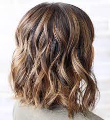 Texture does not look its best in medium haircuts without the right color and style. Pin On Hair