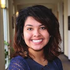 Gloria Martinelli's Instagram, Twitter & Facebook