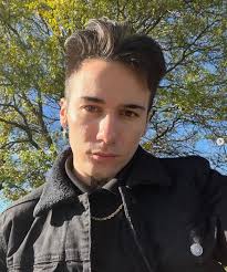 Nicholas Light's Instagram, Twitter & Facebook