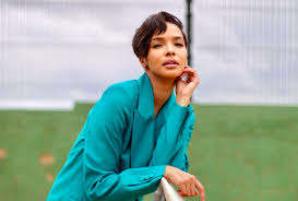 Info@liesllaurie.com.find all photos liesl laurie's instagram account. Be Assertive And Keep Leading Liesl Laurie Shares Inspiring Post For All Ladies Abtc