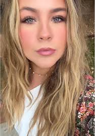 Getting My Lashes Done for the First Time