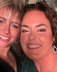 Therapist Thursday* *Robin Barbee* What made you want to become a massage  therapist? Honestly, I was driving down the road and I heard a commercial  for a massage school. I thought “hmm,