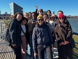 LARP students spent a windswept and sunny Saturday in Manhattan with  Catherine Seavitt and Yadan Luo, with an afternoon walk along the west side  piers of Hudson River Park. We visited a