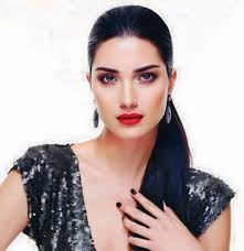 Demos la bienvenida a los nuevos miembros. Paula Valdes, Yasmi Valle,  Magalis Napoles, Morales Yaumaris, Marlén Cabeza Pérez, Milaydis Rodríguez  Pérez, Julia Bárbara López Pulido, Maida Cruzata, Maribel Muriel, Paula  Regina Gonzalez