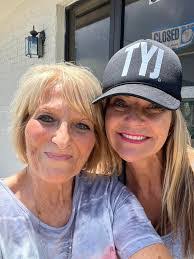 Regina Boswell's Instagram, Twitter & Facebook