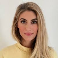 100+ "Mia, Dr" profiles