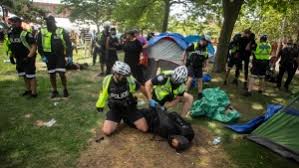 Jun 22, 2021 · last month, a violent confrontation erupted as the city dismantled a homeless encampment at lamport stadium near king street west and dufferin street. 8z0pyfi43z1eem