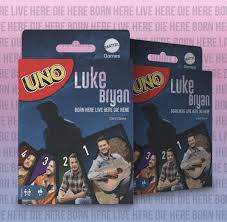 He is married to his college sweetheart, caroline boyer. Luke Bryan Teams Up With Uno For Customized Born Here Live Here Die Here Decks For Fans Celeb Secrets Country