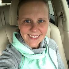 Amy Thacker (@thackermama)