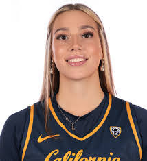 Layla Curry's Instagram, Twitter & Facebook