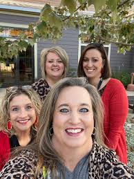 Leigh Anne Davis (@leighannedavi)