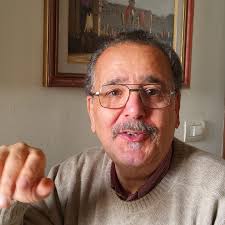 Are there any relatives with the surname Pecoraro?