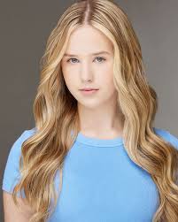 Chloe Cronk's Instagram, Twitter & Facebook