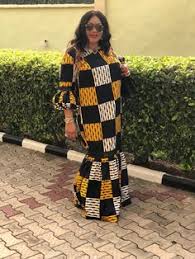 Voir plus d'idées sur le thème modele jupe pagne africain, robe africaine, mode africaine. 110 Idees De Pagne Tenue Africaine Mode Africaine Robe Africaine