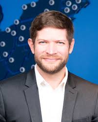 Brant Wells's Instagram, Twitter & Facebook