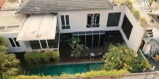 Hal itu terbukti dari harta kekayaannya yang hanya mencapai rp181.996.576 atau rp181 juta. 15 Potret Rumah Mewah Rossa Boy William Terkejut Lihat Kamar Mandinya Merdeka Com