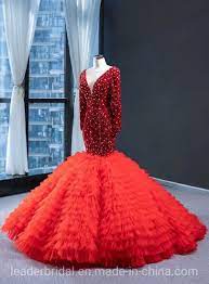With delicate beading and lace embellishments, this tulle ball gown is both sultry and feminine. V Neck Bridal Ball Gowns Long Sleeves Lace Tiered Tulle Wedding Dress A201724 China Wedding Dress And Bridal Ball Gown Price Made In China Com
