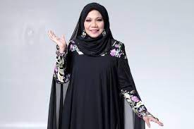 Idea lagu tiada tercetus ketika dia merindui dan terkenangkan arwah bapanya. Bangkit Selepas Setahun Lumpuh Wanita Besi Ini Mahu Lahirkan Usahawan Kaya Raya Figura Mstar