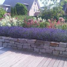 Bepflanzung Terrasse Hang Moderner Und Pflegeleichter Bepflanzung Terrasse Bepflanzen Gartengestaltung