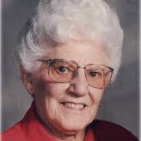 Roseann Yates's Instagram, Twitter & Facebook