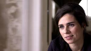 Tschirner broke through bigtime as the klutzy heroine of til schweiger's 2008 b.o. Schauspielerin Nora Tschirner Zdfmediathek