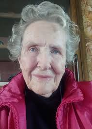 Wanda Munn's Instagram, Twitter & Facebook