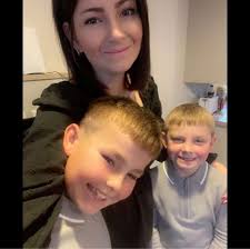 Looking for a local dog trainer that can help with a mini dachshund! Thank  you in advance