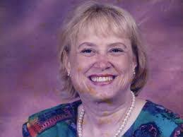 Donna Estep's Instagram, Twitter & Facebook