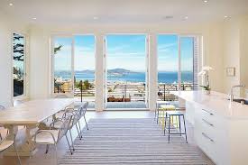 20 captivating kitchens with an ocean view