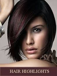 Dark hair with red highlights is a trendy and beautiful alternative to blonde highlights and balayage, and as it requires less lightening a red balayage on dark brown hair requires bleaching your hair, but the results are so beautiful! Short Black Hair With Red Highlights Dark Hair With Highlights Hair Styles Stylish Hair